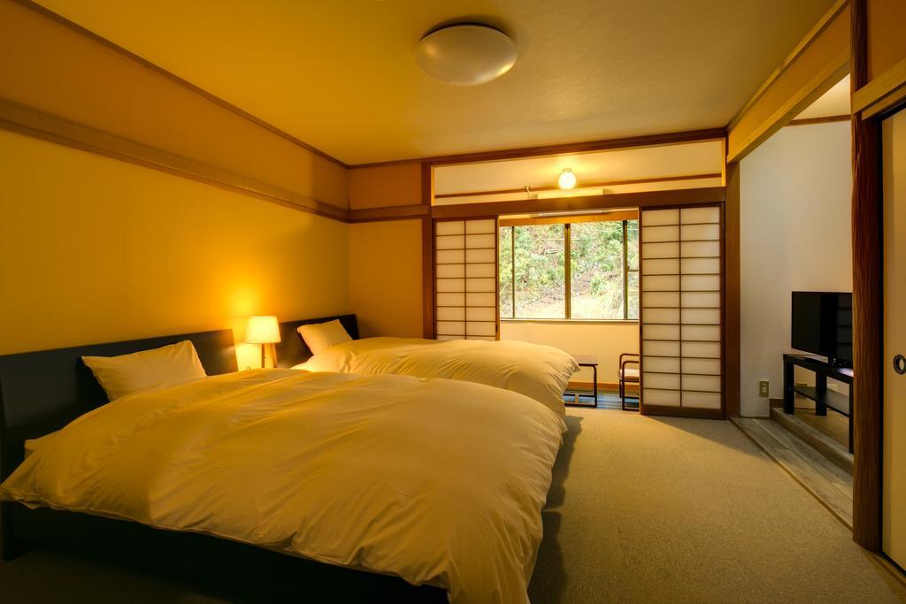 Yugawara-Onsen Komachikan Exterior foto