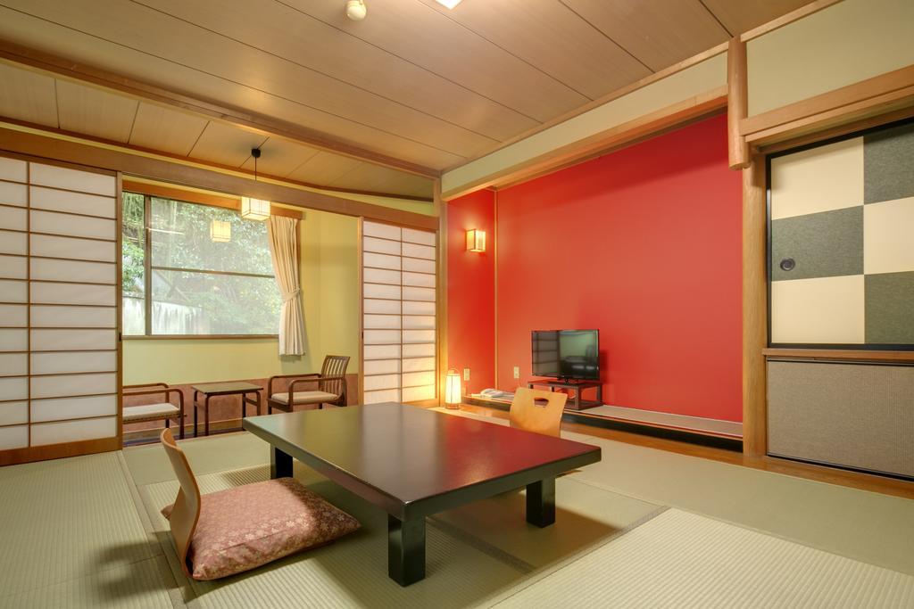 Yugawara-Onsen Komachikan Exterior foto
